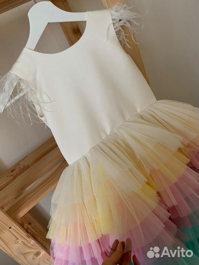 Платье на 6-8 лет, на выпускной