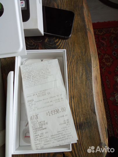 Телефон iPhone 5s