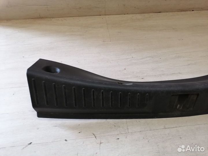 Обшивка задней панели Ford Kuga 2 Куга 2