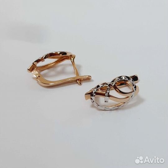 Золотые серьги