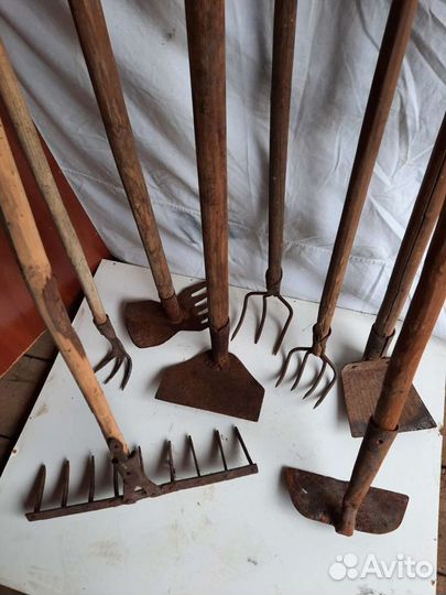 Старинный садовый инстумент, ухват
