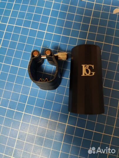 Лигатура для саксофона