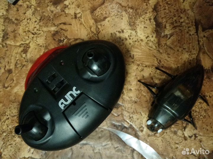 Игрушка жук на пульте