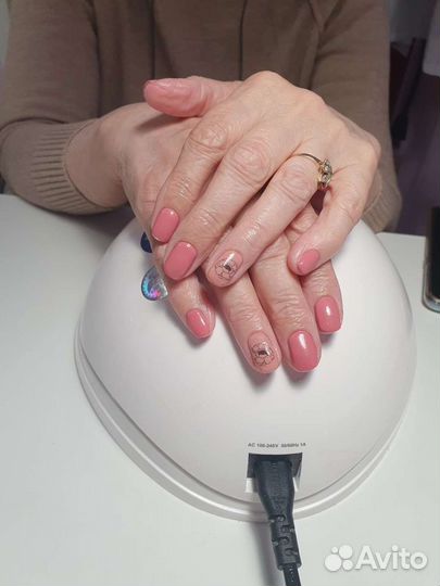 Подолог мастер маникюра и педикюра