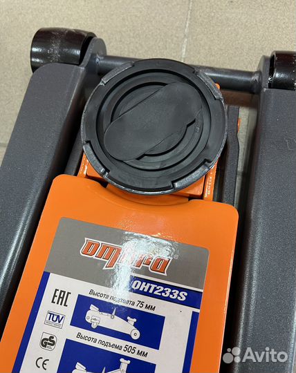 Подкатной домкрат двухпоршневой Ombra 3т, 75-505 м