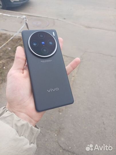 vivo X100 Pro, 12/256 ГБ