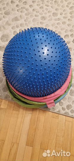 Массажный мяч