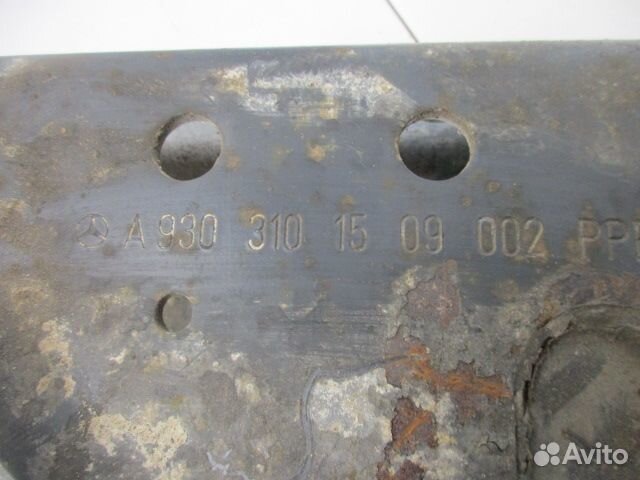 Кронштейн усилителя переднего бампера Mercedes Ben