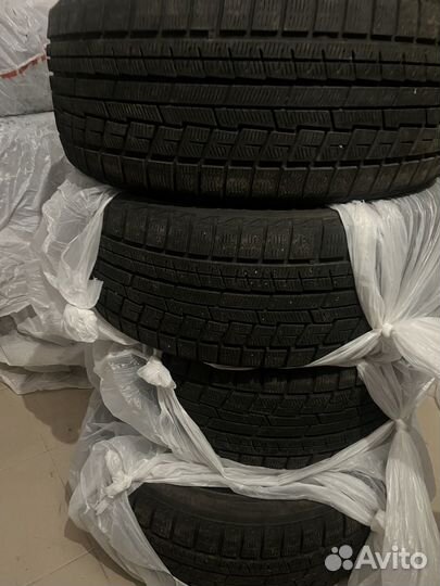 Yokohama Ice Guard IG60 235/45 R18