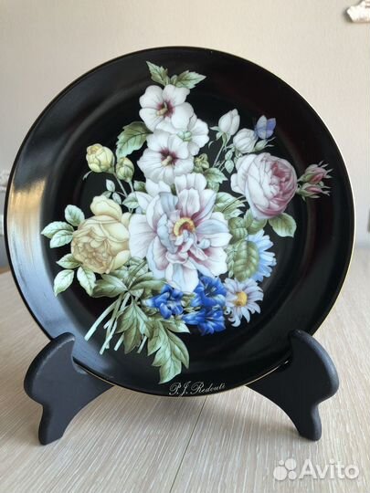 Коллекционная фарфоровая тарелка