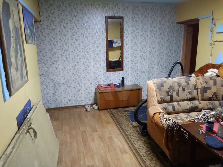 Комната 13 м² в 6-к., 6/9 эт.