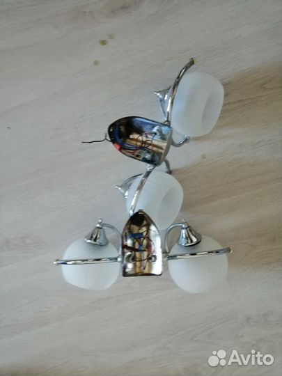 Люстра и 2 бра