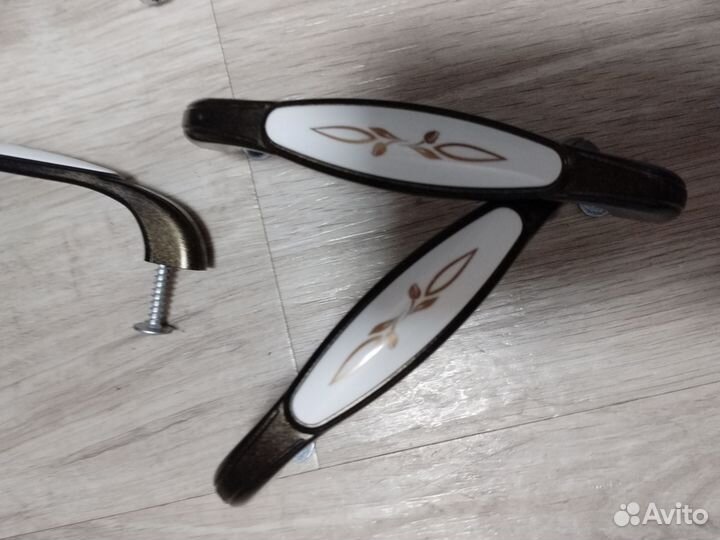 Ручки мебельные