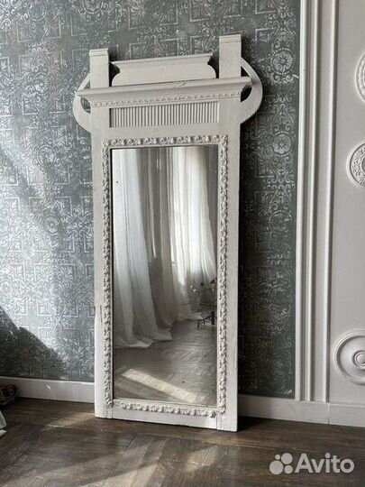 Зеркало старинное в раме