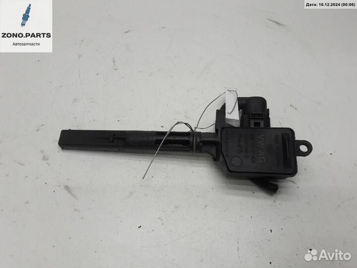 Датчик уровня масла 045907660d на Skoda Fabia mk2 (5J)