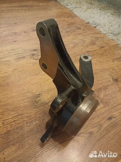 Кулак поворотный hyundai tucson/KIA sportage 04-10