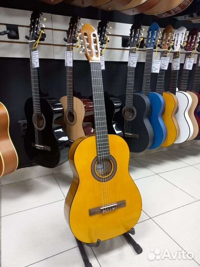 Гитара Классическая с анкером Новая