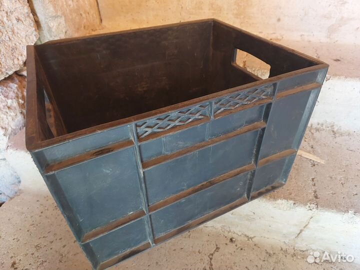 Молочные ящики