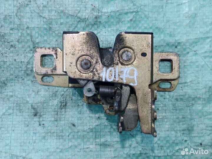 Замок багажника Ford Mondeo 1