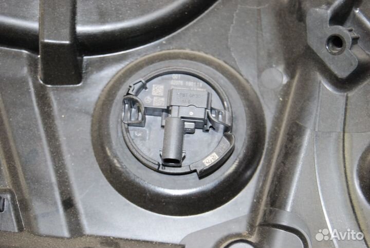 Стеклоподьемник передний правый Mercedes GLC X253