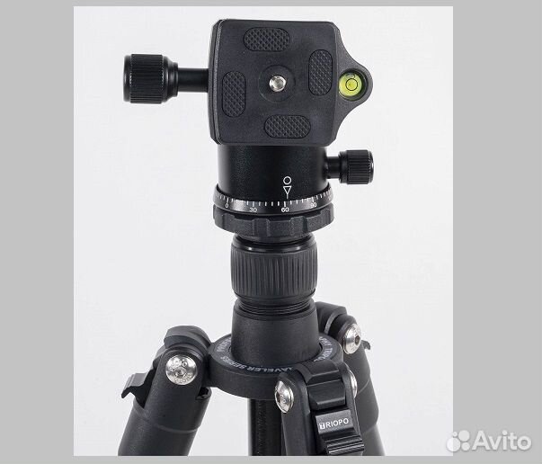 Штатив профессиональный с шаровой головой (1,5м)