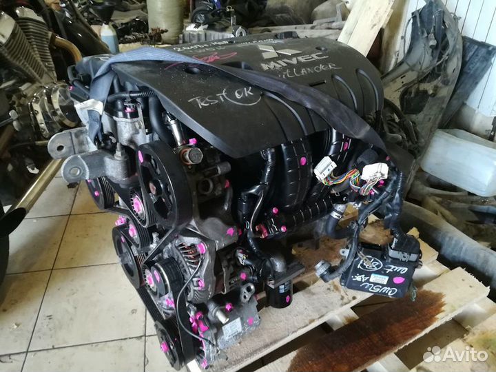 Двигатель 4B12