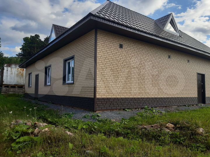 Дом 169 м² на участке 12 сот.