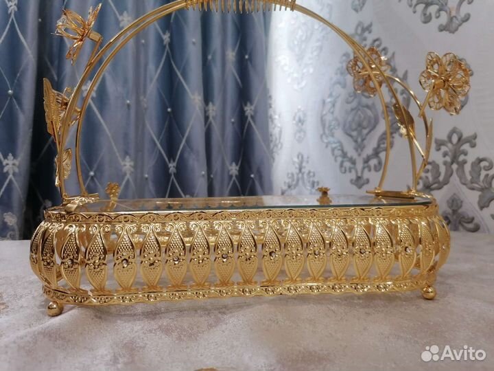 Вазы фруктовницы на ножке, все в наличии