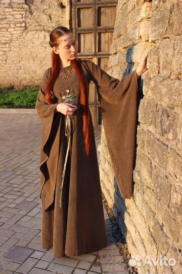 Платье средневековое фантазийное вельветовое