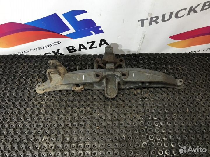 Кронштейн пневморессоры задний правый