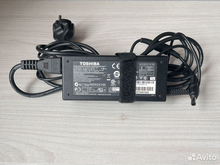 Блок питания для ноутбуков Toshiba 5.5-2.5мм