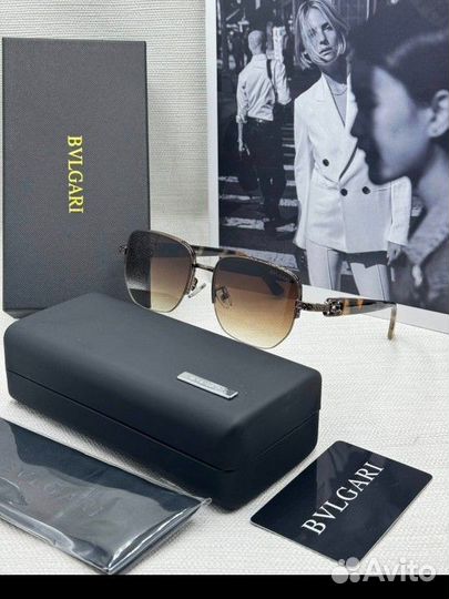 Солнцезащитные очки