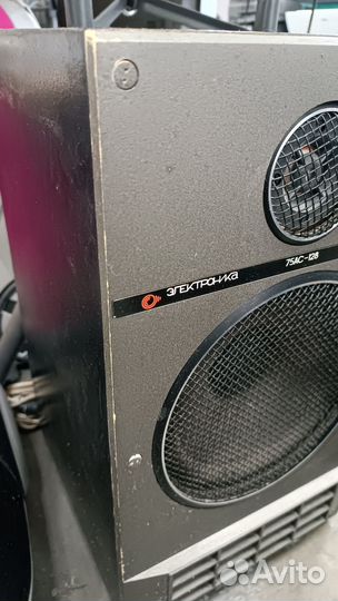 Z. 8374 Колонки Электроника 72ас-128