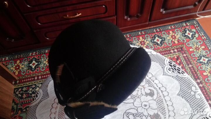 Шляпка женская фетровая черная очень элегантная