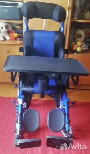 Инвалидная коляска