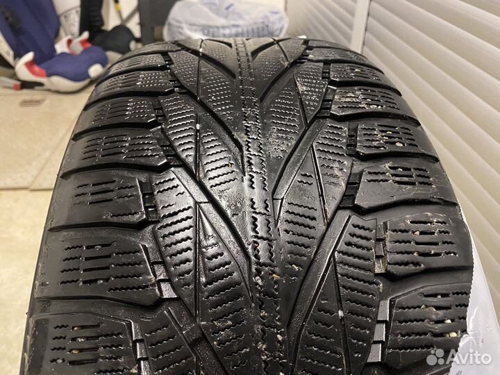 Nokian Tyres Hakkapeliitta R2 SUV 255/55 R19 111R