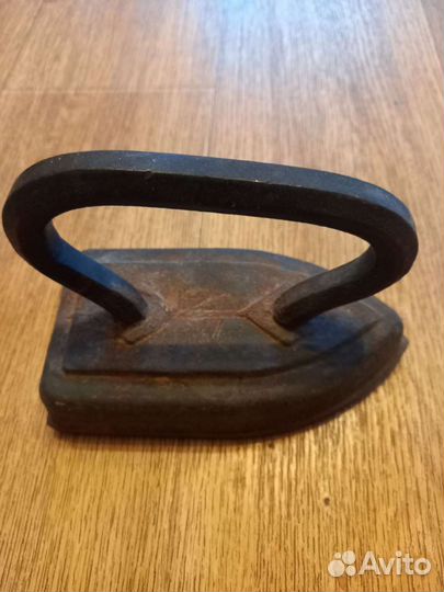 Старинные утюги