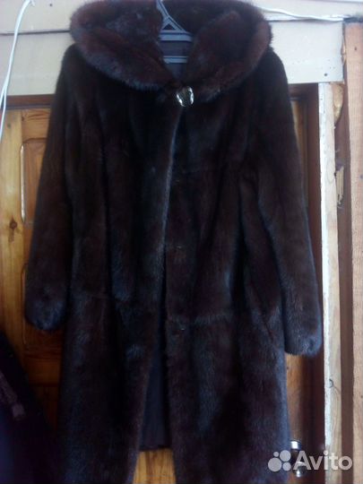 Продам норковую шубу
