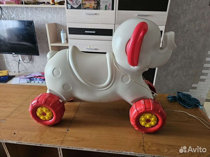 Слон каталка