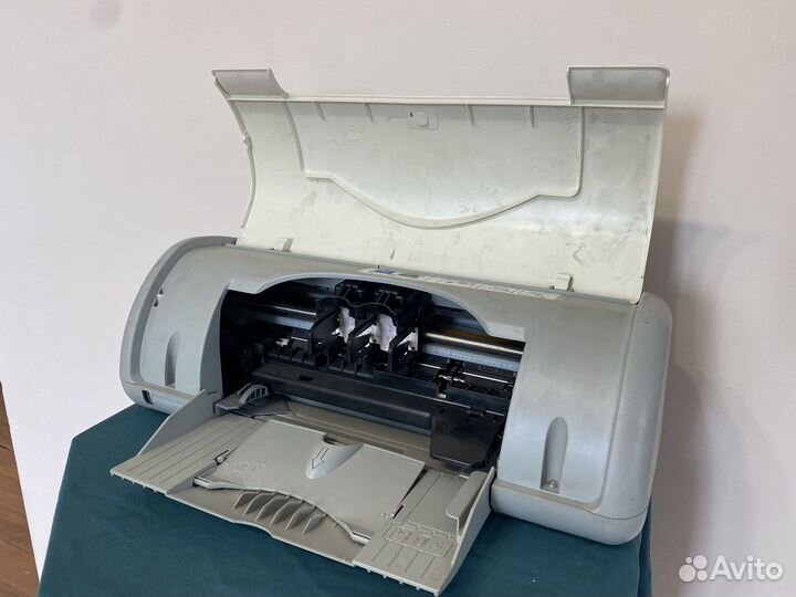 Принтер HP Deskjet D1360