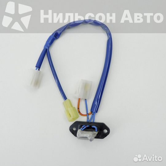 Резистор печки 24V mazda titan, denso