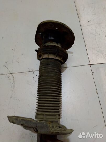 Амортизатор передний левый (Volvo S60)