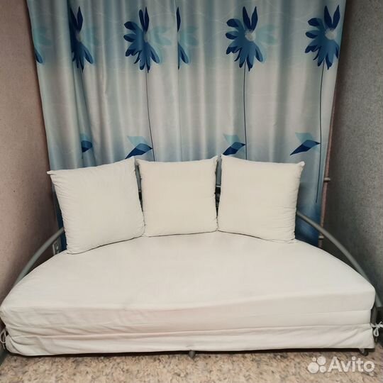 Круглый диван бу