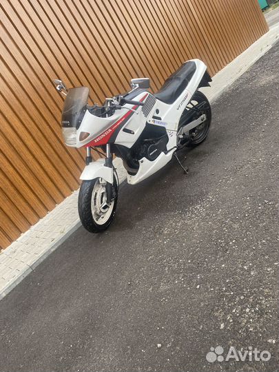 Обмен Honda Vt250F