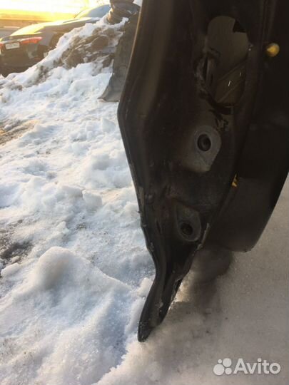 Дверь передняя правая Kia Soul 08-11