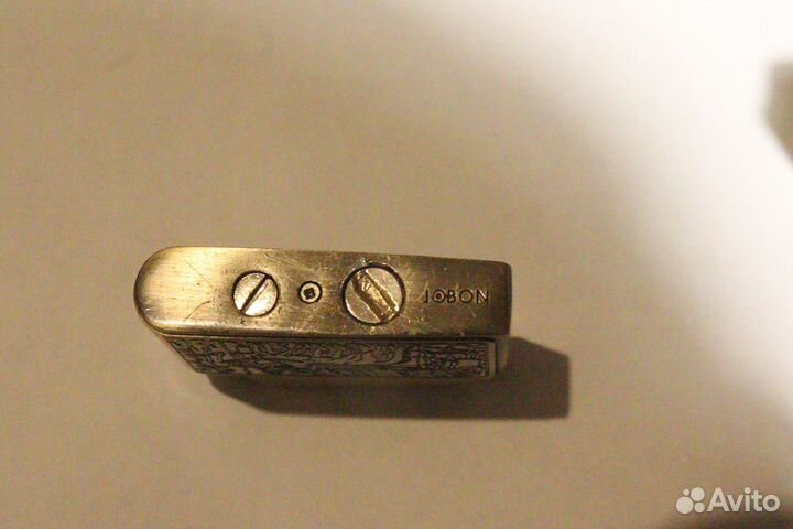 Зажигалка бензиновая не Zippo