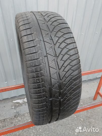 Michelin Pilot Alpin PA4 255/45 R18