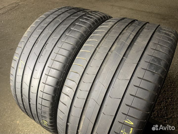 Pirelli P Zero PZ4 275/35 R20