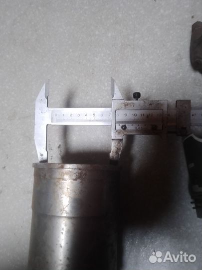 Продам поршневую УАЗ