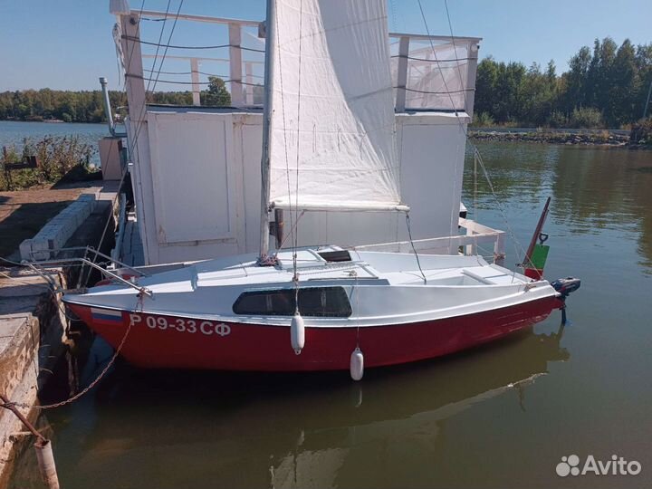 Яхта ассоль